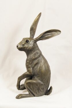 bronze resin Hare listening - HARE-003