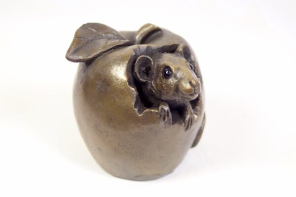 bronze resin Mouse in an apple