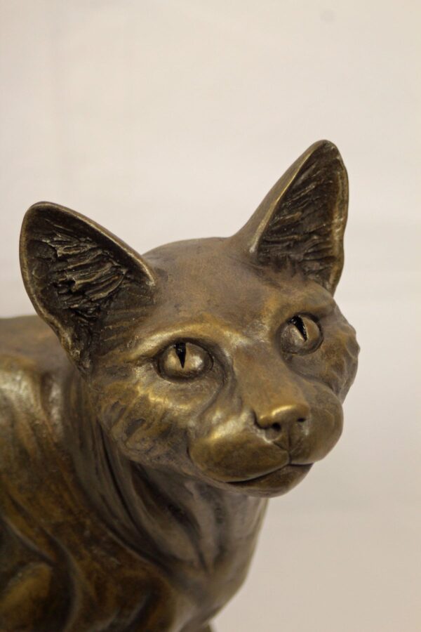 bronze resin Happy Cat